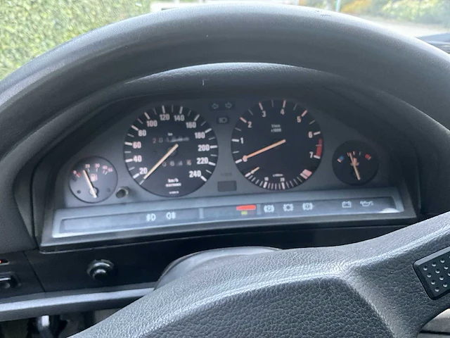 1985 bmw 3-serie e30 oldtimer - afbeelding 18 van  29