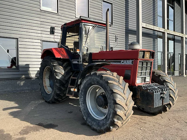 1985 case ih 1455xl vierwielaangedreven landbouwtractor - afbeelding 34 van  44