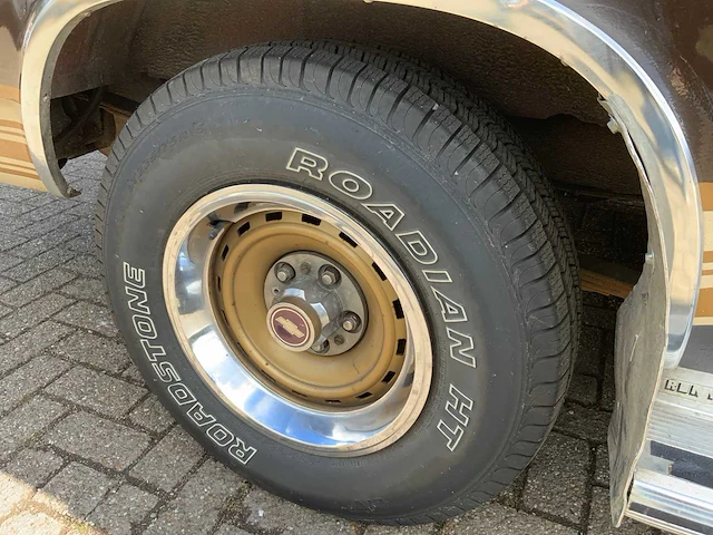 1985 chevrolet chevy van 20 roman wheels personenauto - afbeelding 2 van  46