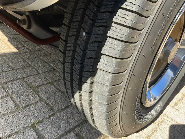 1985 chevrolet chevy van 20 roman wheels personenauto - afbeelding 9 van  46