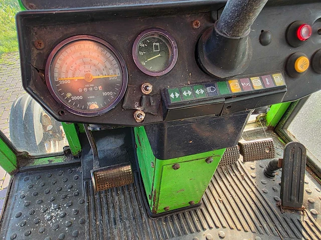 1985 deutz d 6007c tweewielaangedreven landbouwtractor - afbeelding 19 van  28