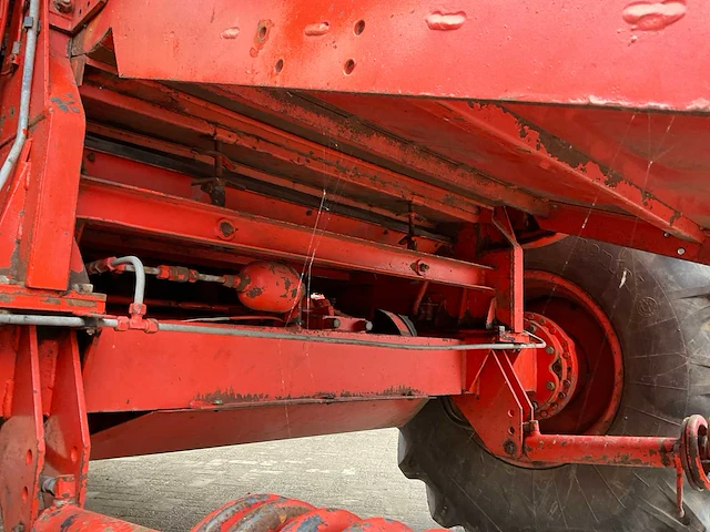 1985 deutz-fahr m 1322 maaidorser - afbeelding 15 van  41