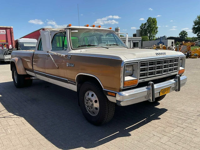 1985 dodge ram 500 personenauto - afbeelding 3 van  35