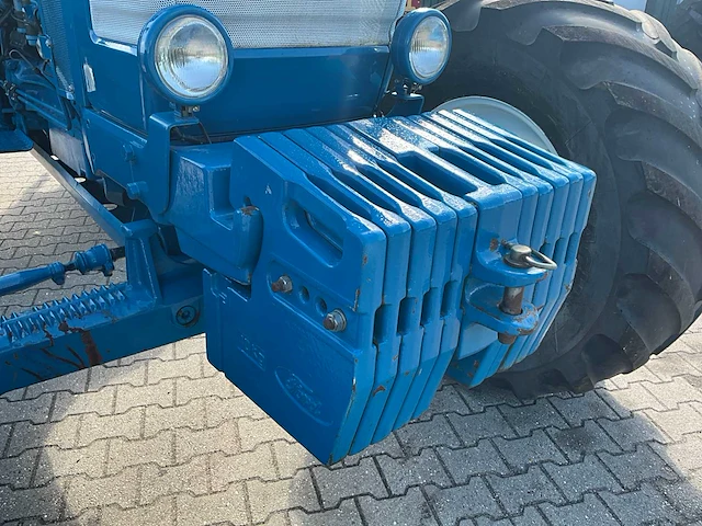 1985 ford 8210 vierwielaangedreven landbouwtractor - afbeelding 8 van  39