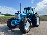 1985 ford 8210 vierwielaangedreven landbouwtractor - afbeelding 1 van  39
