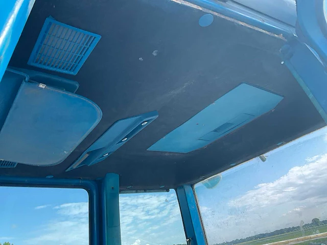 1985 ford 8210 vierwielaangedreven landbouwtractor - afbeelding 22 van  39