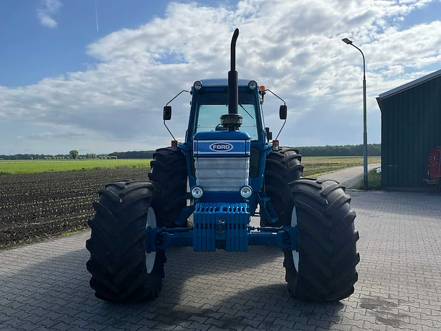 1985 ford 8210 vierwielaangedreven landbouwtractor - afbeelding 23 van  39