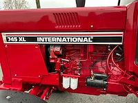 1985 international 745xl ergo-s tweewielaangedreven landbouwtractor - afbeelding 5 van  40