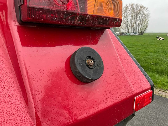 1985 international 745xl ergo-s tweewielaangedreven landbouwtractor - afbeelding 18 van  40