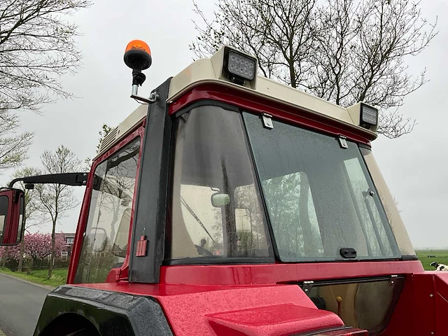 1985 international 745xl ergo-s tweewielaangedreven landbouwtractor - afbeelding 19 van  40