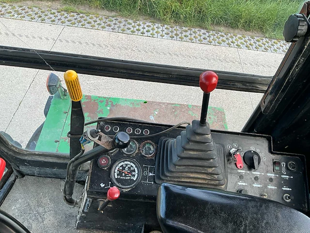 1985 john deere 5820 hakselaar - afbeelding 28 van  58