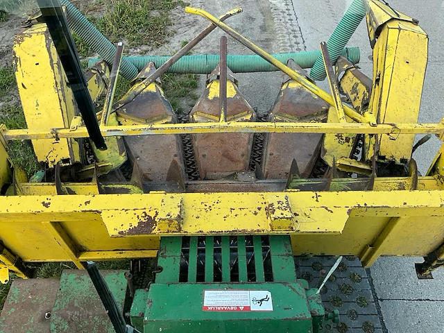 1985 john deere 5820 hakselaar - afbeelding 33 van  58