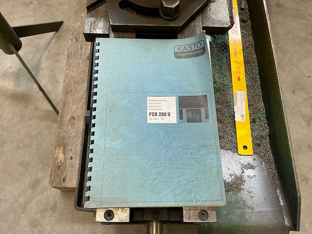 1985 kasto psb 280u beugelzaagmachine - afbeelding 8 van  18