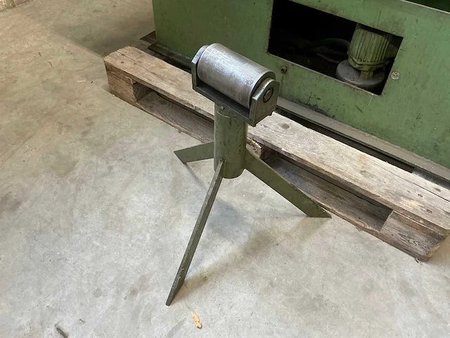 1985 kasto psb 280u beugelzaagmachine - afbeelding 9 van  18