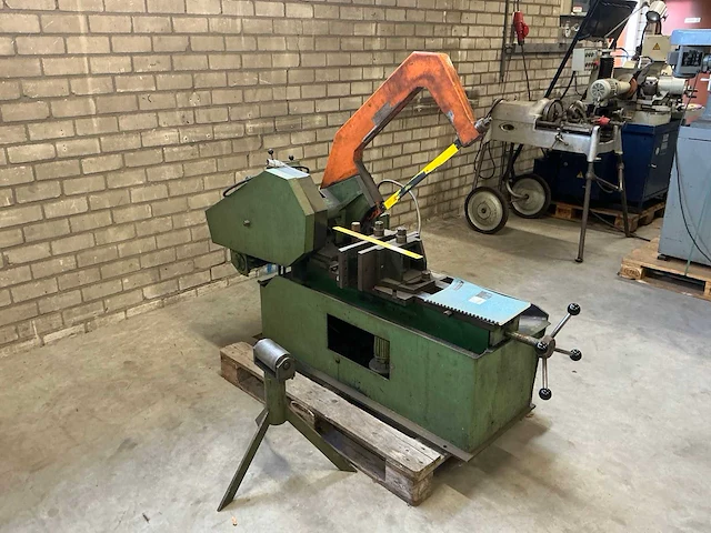 1985 kasto psb 280u beugelzaagmachine - afbeelding 1 van  18