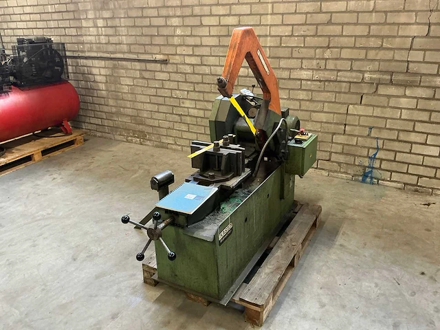 1985 kasto psb 280u beugelzaagmachine - afbeelding 11 van  18