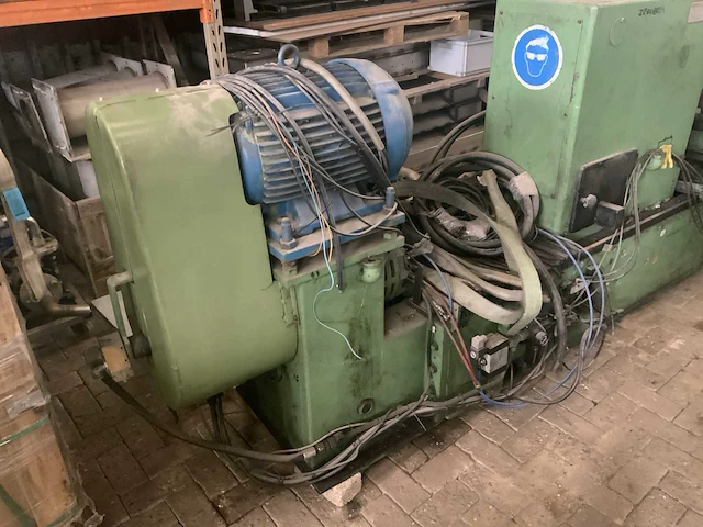 1985 leifeld l450 su plaatvorm machine - afbeelding 12 van  18