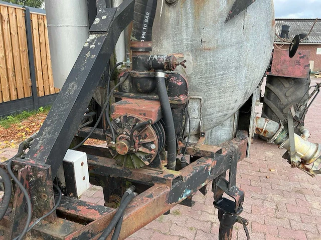 1985 mesttank - afbeelding 15 van  22