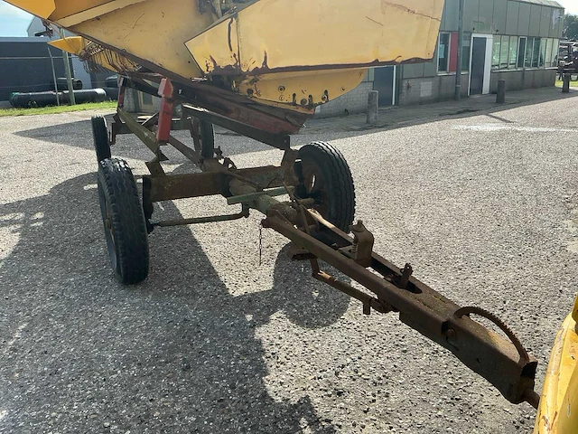1985 new holland tf44 combain - afbeelding 68 van  72