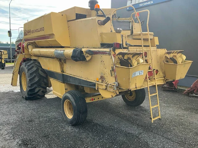 1985 new holland tf44 combain - afbeelding 72 van  72
