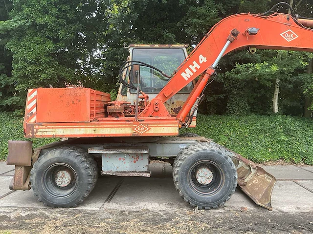 1985 o & k mh4ga2 banden graafmachine - afbeelding 41 van  45