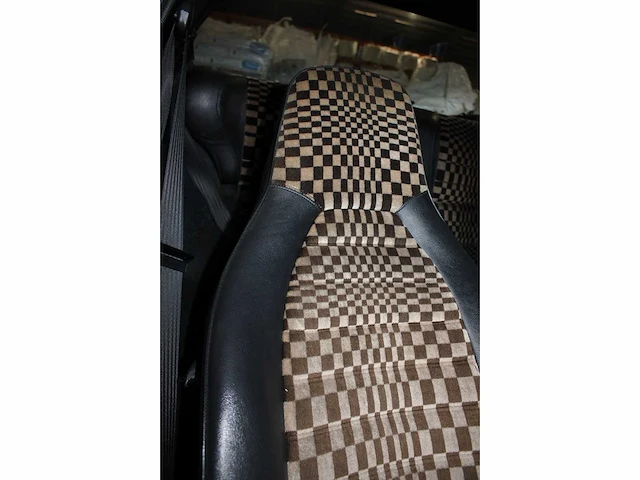 1985 porsche 924 - oldtimer - afbeelding 26 van  41