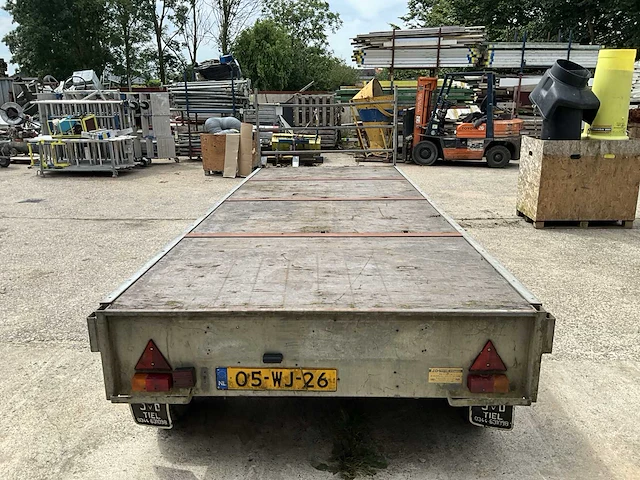1985 roll-on aanhangwagen - afbeelding 16 van  18