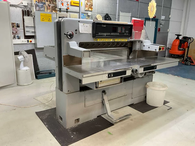 1985 schneider senator 115 pc2 quillotineschaar / snijmachine - afbeelding 17 van  21