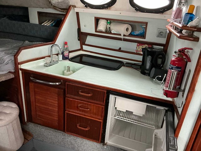 1985 sea ray 270 sundancer speedboot - afbeelding 17 van  35