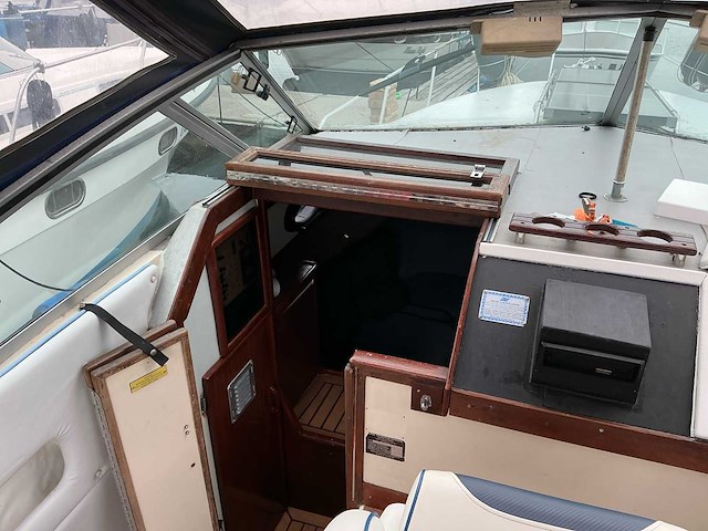 1985 sea ray 270 sundancer speedboot - afbeelding 27 van  35
