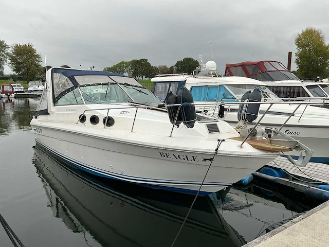 1985 sea ray 270 sundancer speedboot - afbeelding 30 van  35