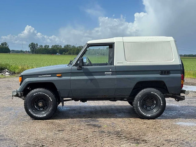 1985 toyota landcruiser. h.duty 2.4 lx frp oldtimer - afbeelding 12 van  27