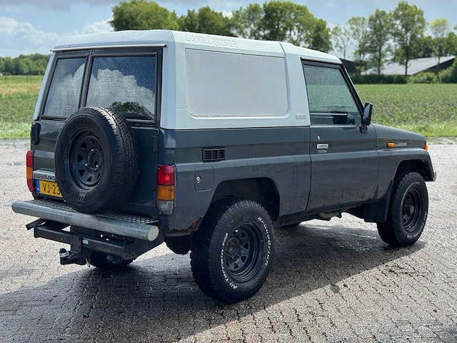1985 toyota landcruiser. h.duty 2.4 lx frp oldtimer - afbeelding 23 van  27