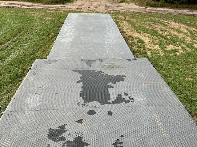 1985 trouillet sbt221 dieplader - afbeelding 2 van  32