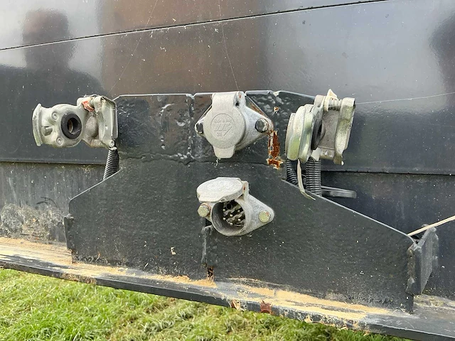 1985 trouillet sbt221 dieplader - afbeelding 25 van  32