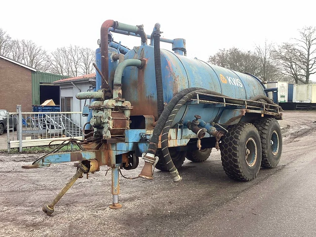 1985 veenhuis vacuümtank 8000 vacuümtank - afbeelding 1 van  8