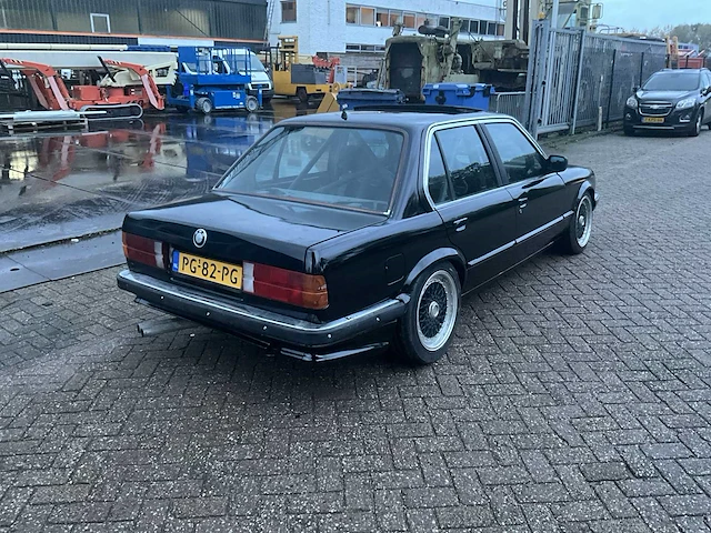 1986 bmw 3-serie e30 325i oldtimer - afbeelding 13 van  17