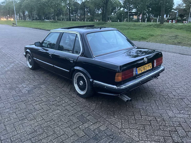 1986 bmw 3-serie e30 325i oldtimer - afbeelding 14 van  17