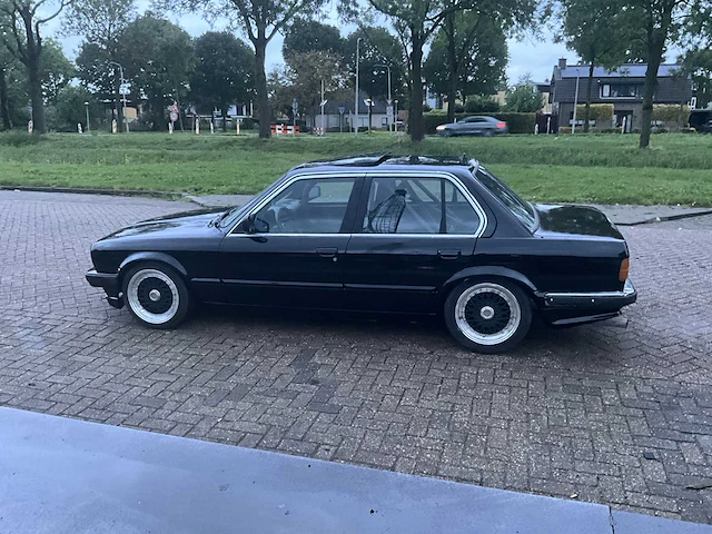 1986 bmw 3-serie e30 325i oldtimer - afbeelding 15 van  17