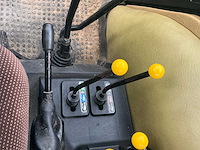 1986 case international 1056 axl vierwielaangedreven landbouwtractor - afbeelding 11 van  55