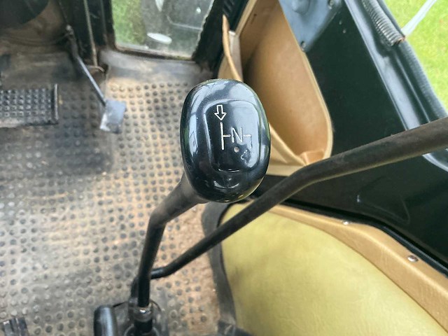 1986 case international 1056 axl vierwielaangedreven landbouwtractor - afbeelding 14 van  55