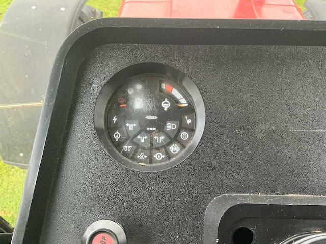 1986 case international 1056 axl vierwielaangedreven landbouwtractor - afbeelding 19 van  55