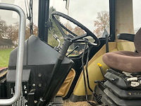 1986 case international 1056 axl vierwielaangedreven landbouwtractor - afbeelding 24 van  55