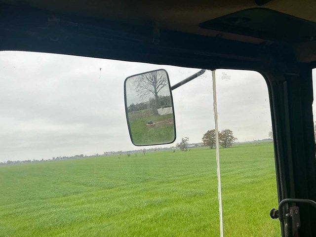 1986 case international 1056 axl vierwielaangedreven landbouwtractor - afbeelding 26 van  55