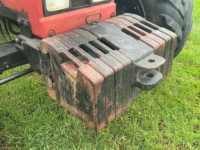 1986 case international 1056 axl vierwielaangedreven landbouwtractor - afbeelding 40 van  55