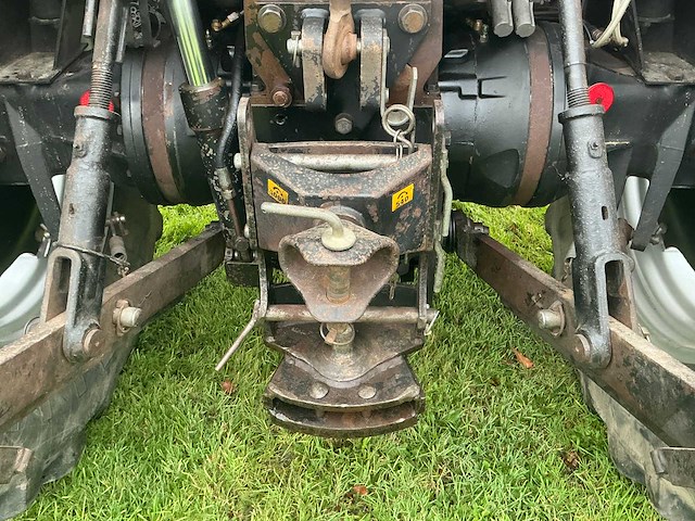 1986 case international 1056 axl vierwielaangedreven landbouwtractor - afbeelding 48 van  55