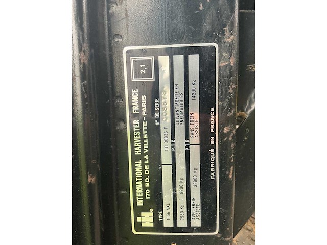 1986 case international 1056 axl vierwielaangedreven landbouwtractor - afbeelding 51 van  55