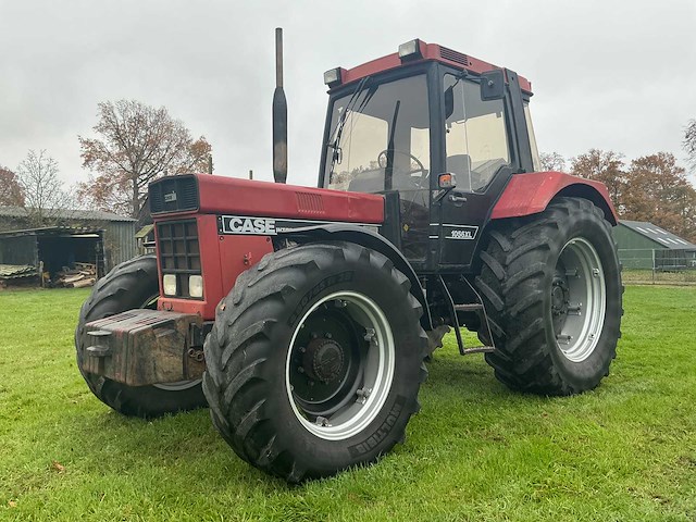 1986 case international 1056 axl vierwielaangedreven landbouwtractor - afbeelding 55 van  55