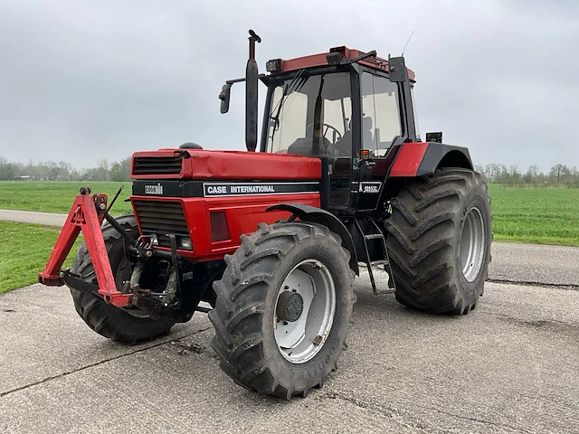 1986 case international 1255xl vierwielaangedreven landbouwtractor - afbeelding 12 van  39