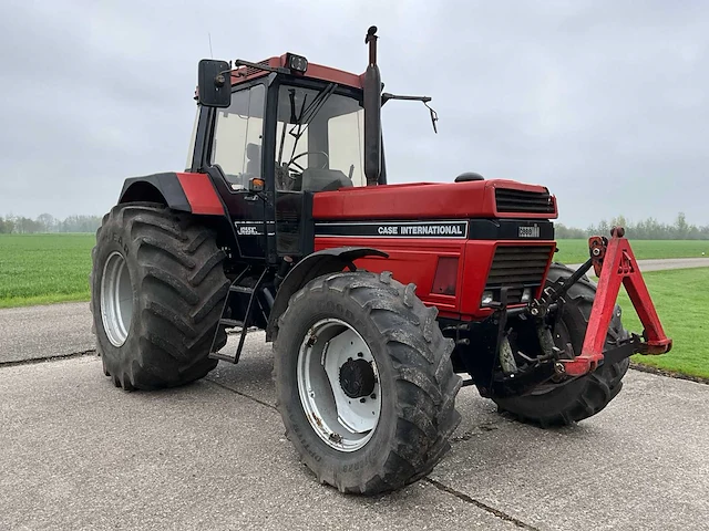 1986 case international 1255xl vierwielaangedreven landbouwtractor - afbeelding 34 van  39